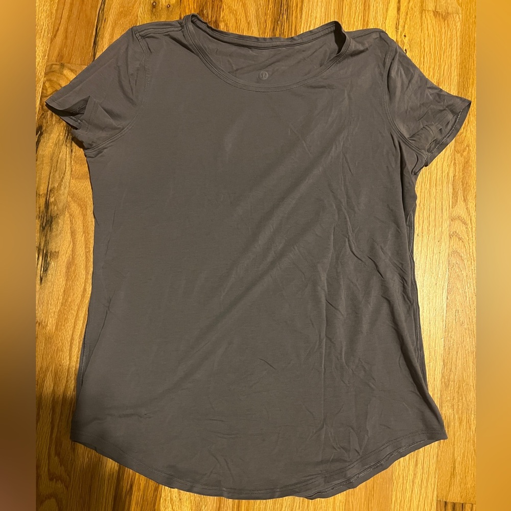 Lululemon Purple/Gray Short Sleeve Tee